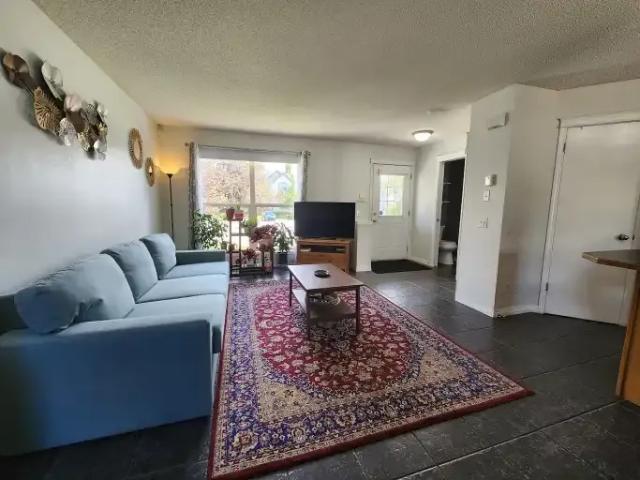 House 3 Bedroom For Rent Calgary AB 2790 ES104182040