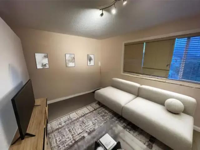 House 3 Bedroom For Rent Calgary AB 2800 ELS104990976