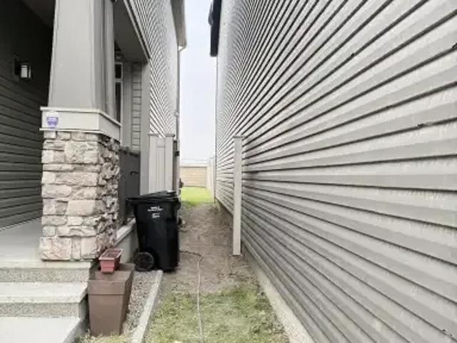 House 3 Bedroom For Rent Calgary AB 2800 ES105234853
