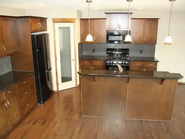 House 3 Bedroom For Rent Calgary AB 2800 ES105326904
