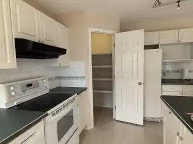 House 3 Bedroom For Rent Calgary AB 2900 ES105410775