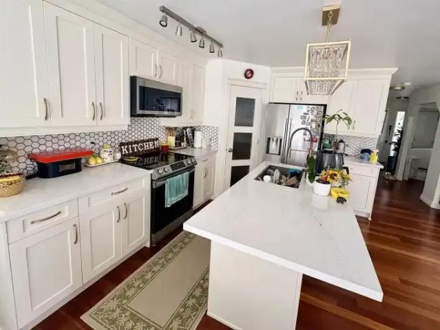 House 3 Bedroom For Rent Calgary AB 3000 ES105394829