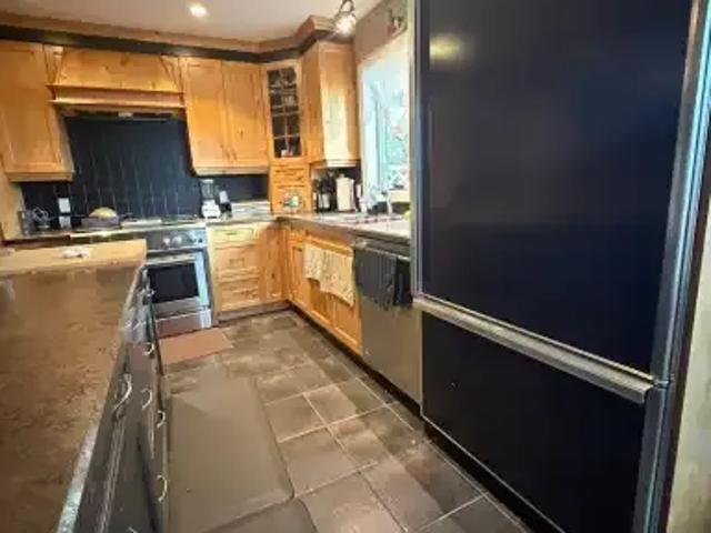 House 3 Bedroom For Rent Calgary AB 3100 ES105110866
