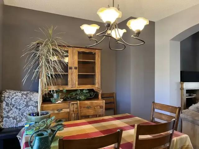 House 3 Bedroom For Rent Calgary AB 3150 ES104597591