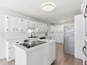 House 3 Bedroom For Rent Calgary AB 3400 ES103355467