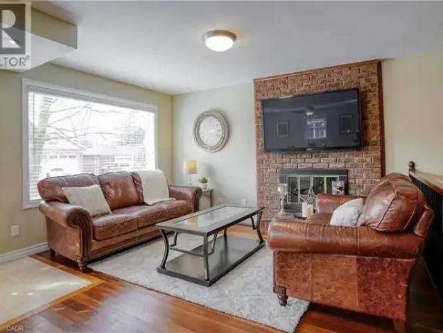 House 3 Bedroom For Rent Cambridge ON 2500 ELS105023438