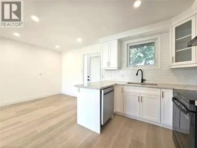 House 3 Bedroom For Rent Cambridge ON 2700 ES105674846