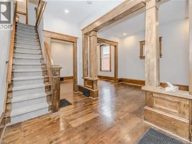 House 3 Bedroom For Rent Cambridge ON 2000 ES105420810