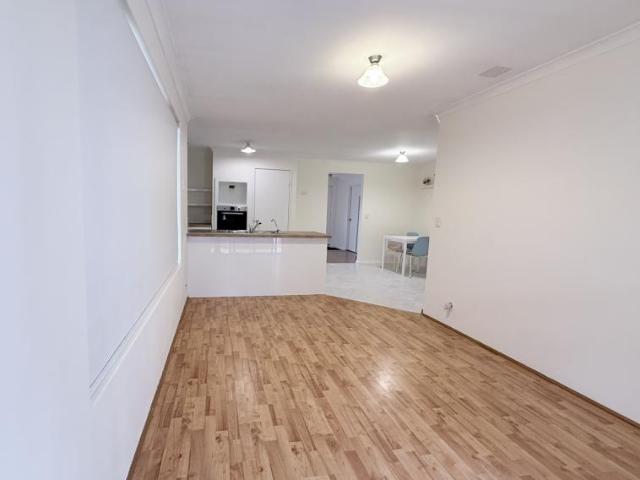 House 3 Bedroom For Rent CANNINGTON WA ES105794910