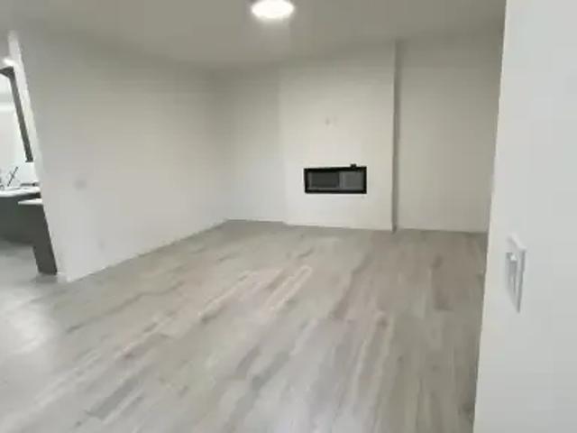 House 3 Bedroom For Rent Chestermere AB 2100 ES105543630