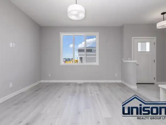 House 3 Bedroom For Rent Chestermere AB 2300 ES105643233