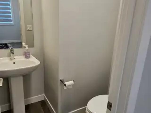 House 3 Bedroom For Rent Chestermere AB 2400 ES104876794