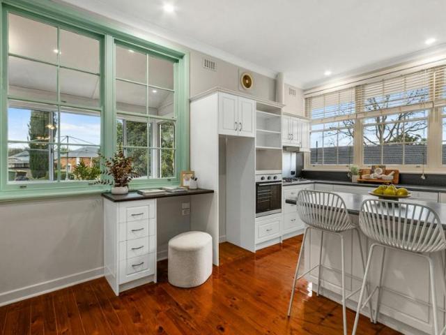 House 3 Bedroom For Rent Clare SA ES105933501