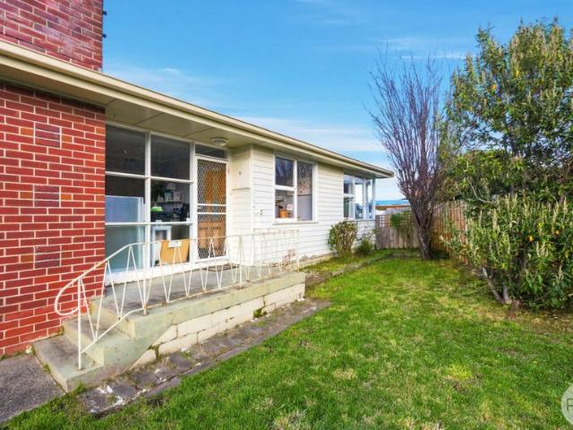 House 3 Bedroom For Rent CLAREMONT TAS ES105944822