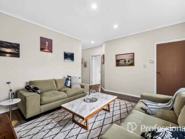 House 3 Bedroom For Rent Clearview SA ES105972504