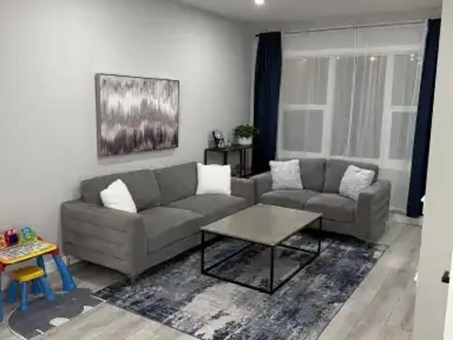 House 3 Bedroom For Rent Airdrie AB 2800 ES105505686