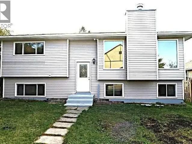 House 3 Bedroom For Rent Bowden AB 1800 ES106118258