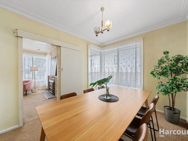 House 3 Bedroom For Rent Box Hill North VIC 625 ES106064349
