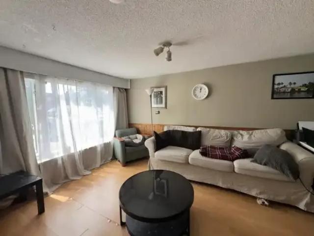 House 3 Bedroom For Rent Barrie ON 2700 ES104142562