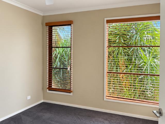 House 3 Bedroom For Rent Blakeview SA 650 ES106060925