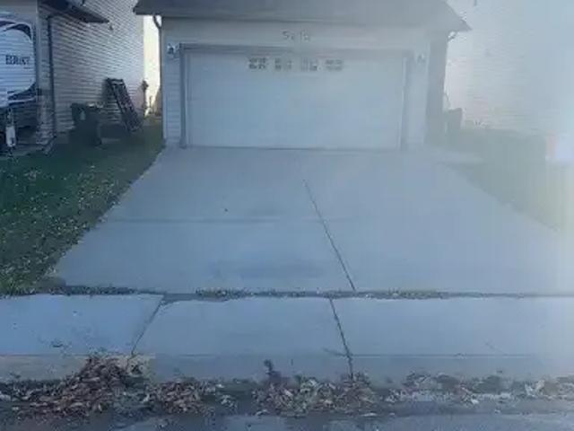 House 3 Bedroom For Rent Bruderheim AB 2000 ELS105755632