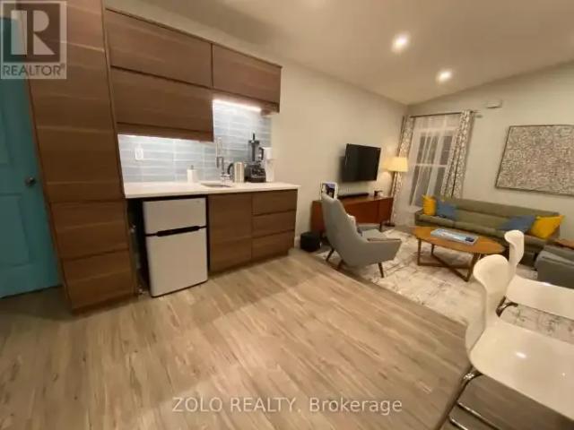 House 3 Bedroom For Rent Burlington ON 3400 ES105119029