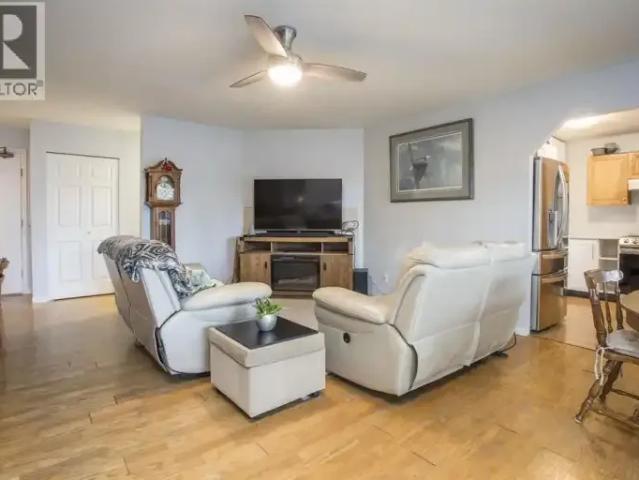 House 3 Bedroom For Rent Burnaby BC 3200 ES105345083