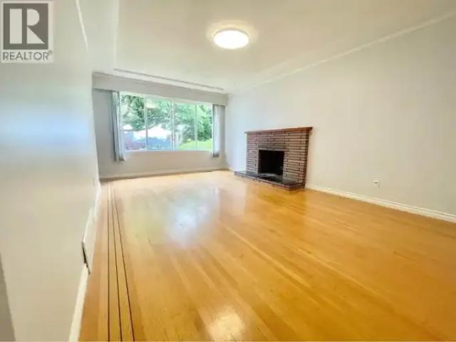 House 3 Bedroom For Rent Burnaby BC 3490 ES104036371