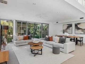 House 3 Bedroom For Rent Glen Waverley VIC ES102277440