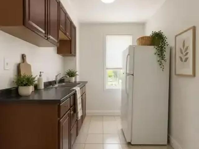 House 3 Bedroom For Rent Guelph ON 2700 ES103179172