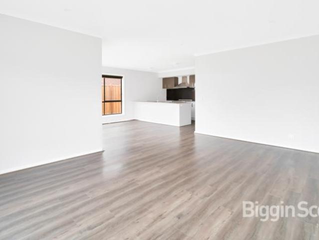 House 3 Bedroom For Rent Doreen VIC 550 ELS105051632