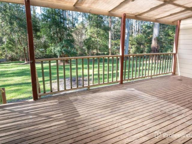 House 3 Bedroom For Rent East Warburton VIC ES106099895
