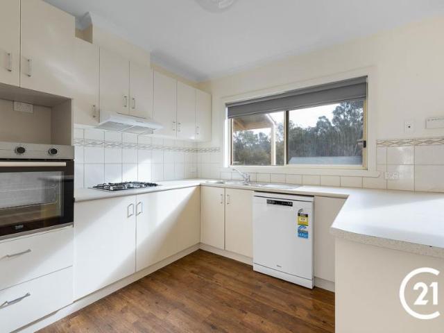 House 3 Bedroom For Rent Echuca, VIC ES103067902