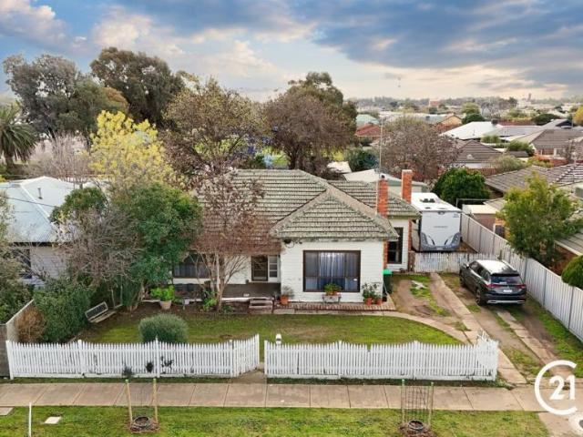 House 3 Bedroom For Rent Echuca, VIC ES104917686