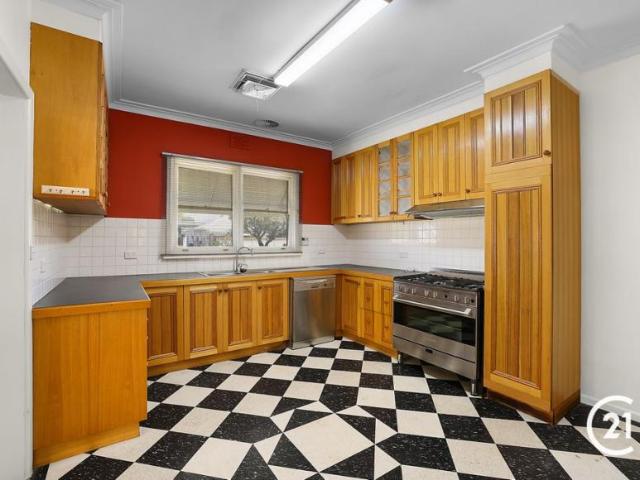 House 3 Bedroom For Rent Echuca, VIC ES105584747