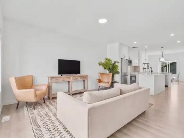 House 3 Bedroom For Rent Edmonton AB 1950 ES105601930
