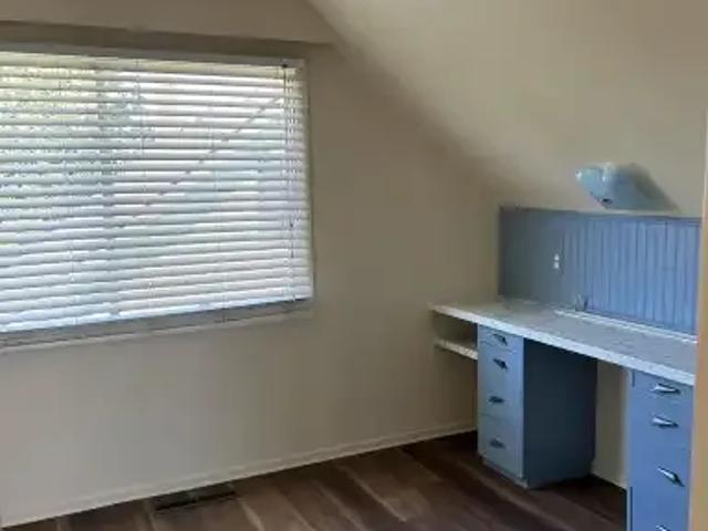 House 3 Bedroom For Rent Edmonton AB 1900 ES105683152