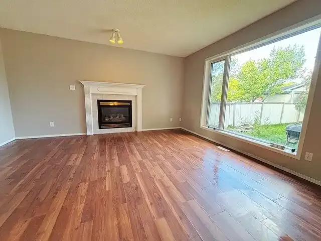 House 3 Bedroom For Rent Edmonton AB 2200 ELS105505818