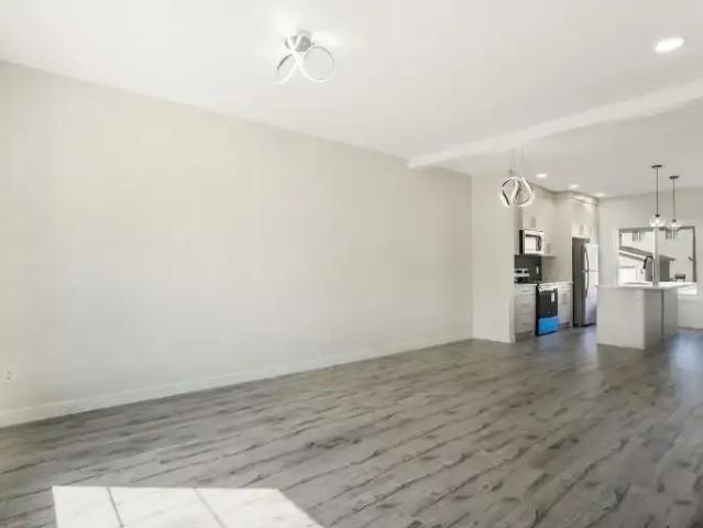 House 3 Bedroom For Rent Edmonton AB 2300 ES104179470