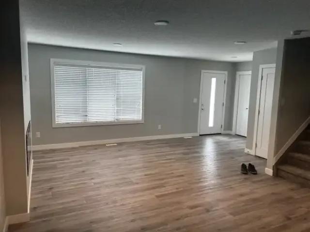 House 3 Bedroom For Rent Edmonton AB 2495 ES105992027