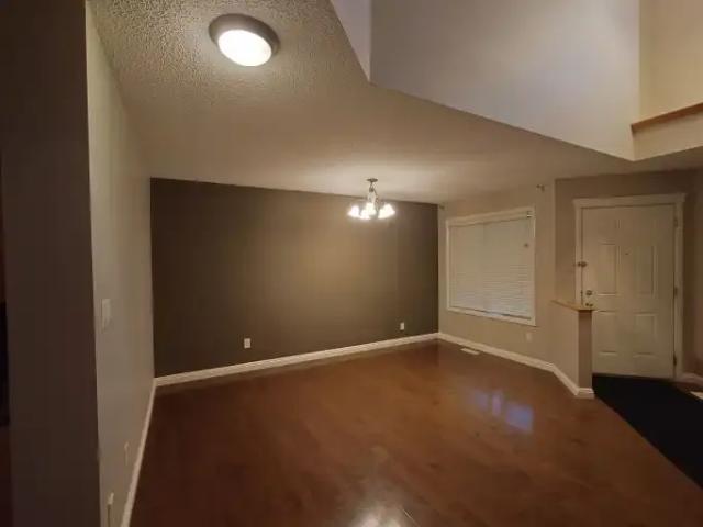 House 3 Bedroom For Rent Edmonton AB 2400 ES104895027