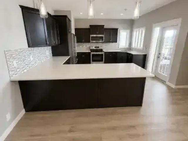 House 3 Bedroom For Rent Edmonton AB 4100 ES105087919