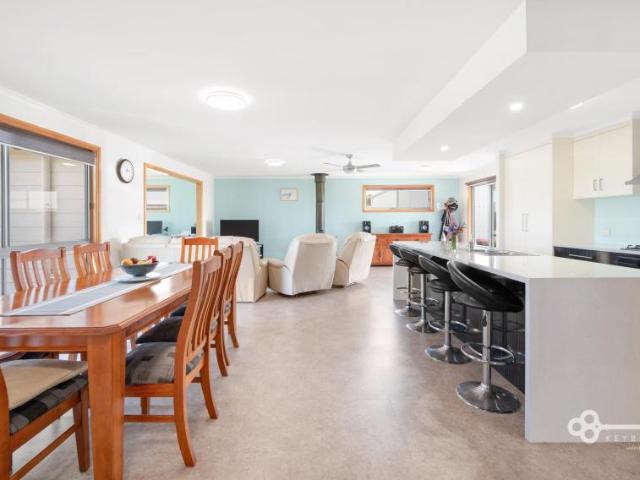 House 3 Bedroom For Rent Eight Mile Creek SA 849000 ES105471618