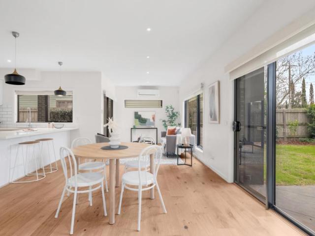 House 3 Bedroom For Rent Fairfield VIC 1025000 ES105825839