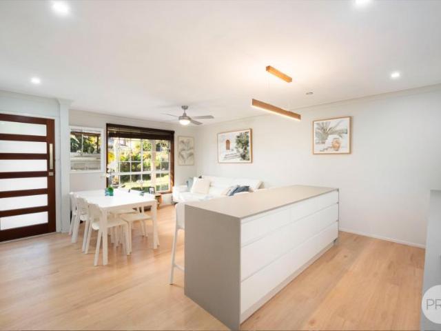 House 3 Bedroom For Rent FINGAL BAY NSW ES105944752