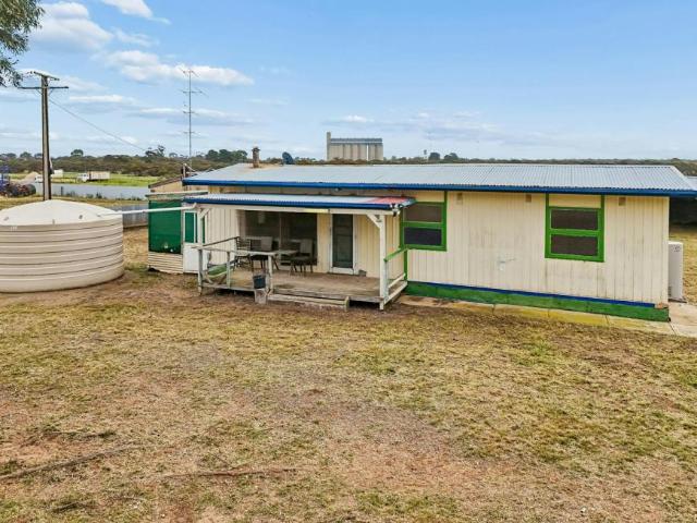 House 3 Bedroom For Rent Karoonda SA 330000 ES105932628