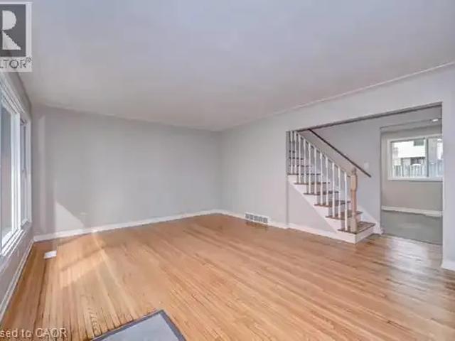 House 3 Bedroom For Rent Kitchener ON 2500 ES105643424