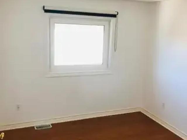 House 3 Bedroom For Rent Kitchener ON 2350 ES105135791