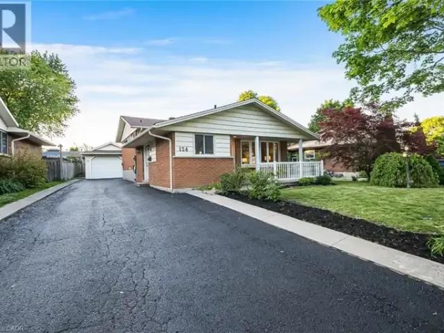 House 3 Bedroom For Rent Kitchener ON 3099 ES104257345