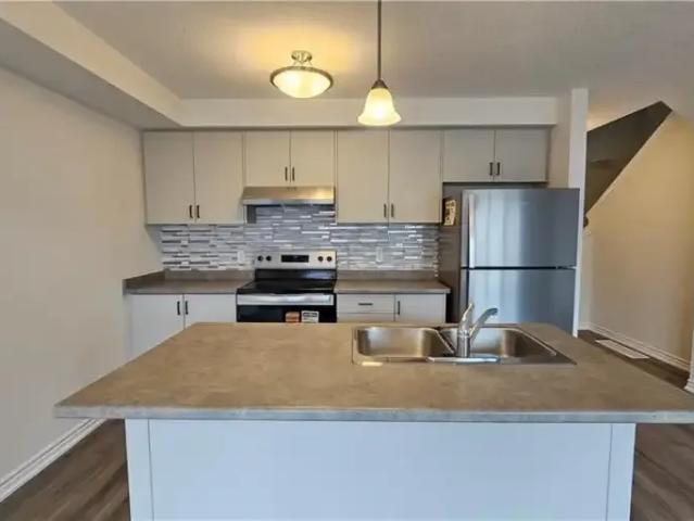 House 3 Bedroom For Rent Kitchener ON 3100 ES105704266